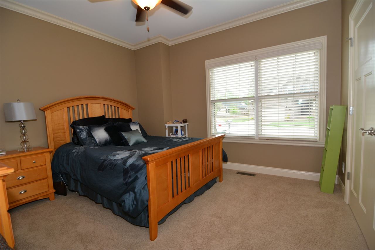 4695 Fieldcrest Place Cir, Newburgh, IN 47630 photo 19