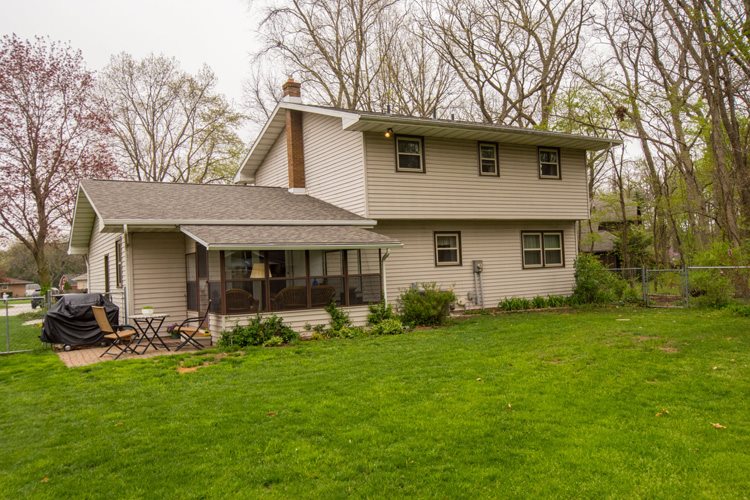 12860 Loop Ct, Granger, IN 46530 photo 8