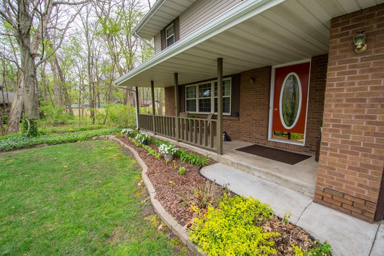 12860 Loop Ct, Granger, IN 46530 photo 11