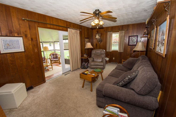 12860 Loop Ct, Granger, IN 46530 photo 5