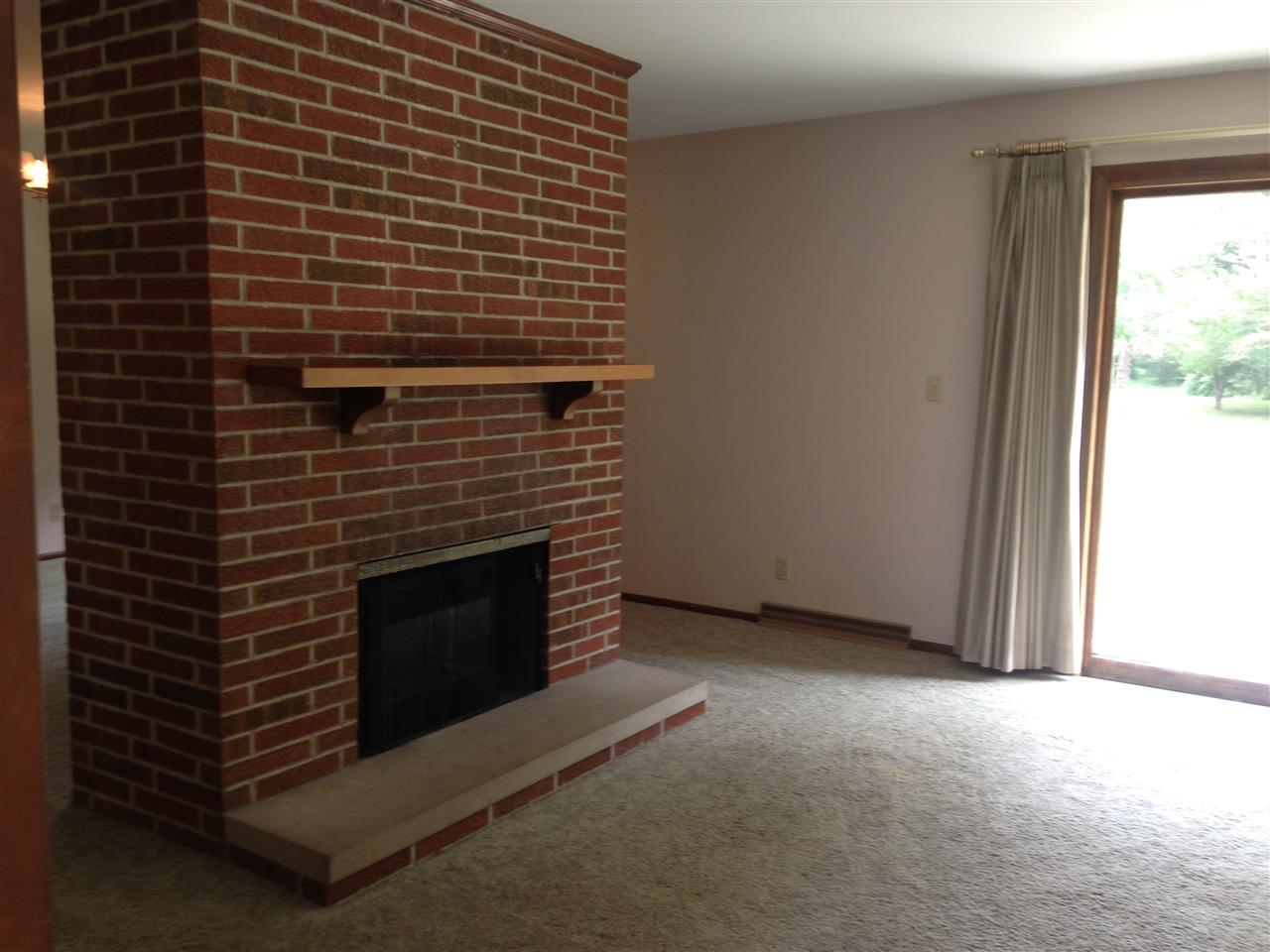 1001 Dogwood Dr, Rochester, IN 46975 photo 4