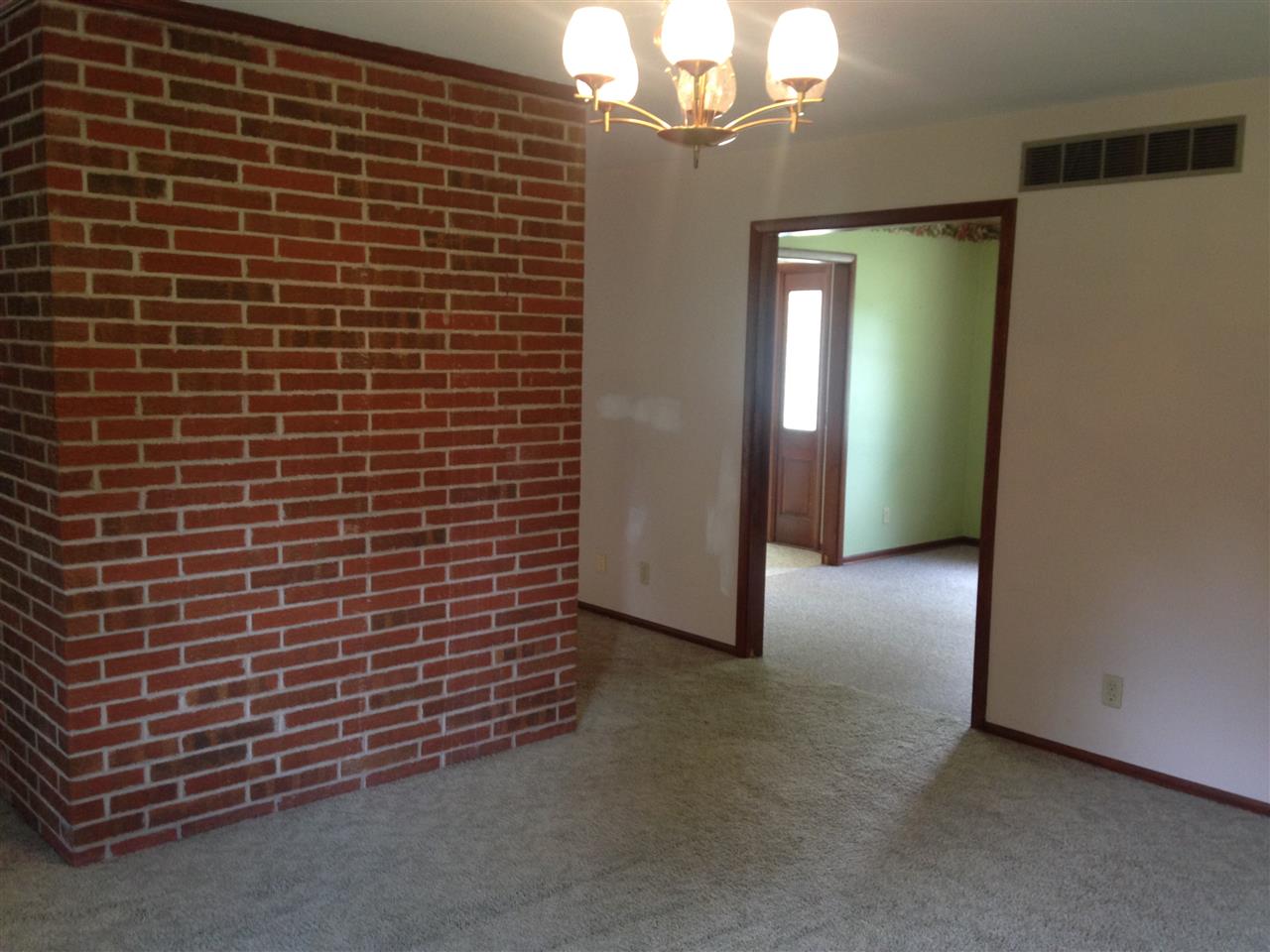 1001 Dogwood Dr, Rochester, IN 46975 photo 3