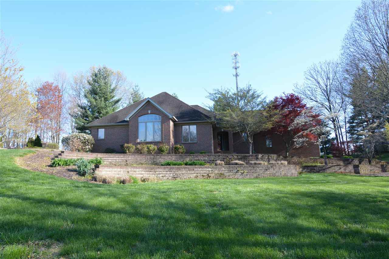 5626 Harmony Woods Ln, Evansville, IN 47720 photo 1