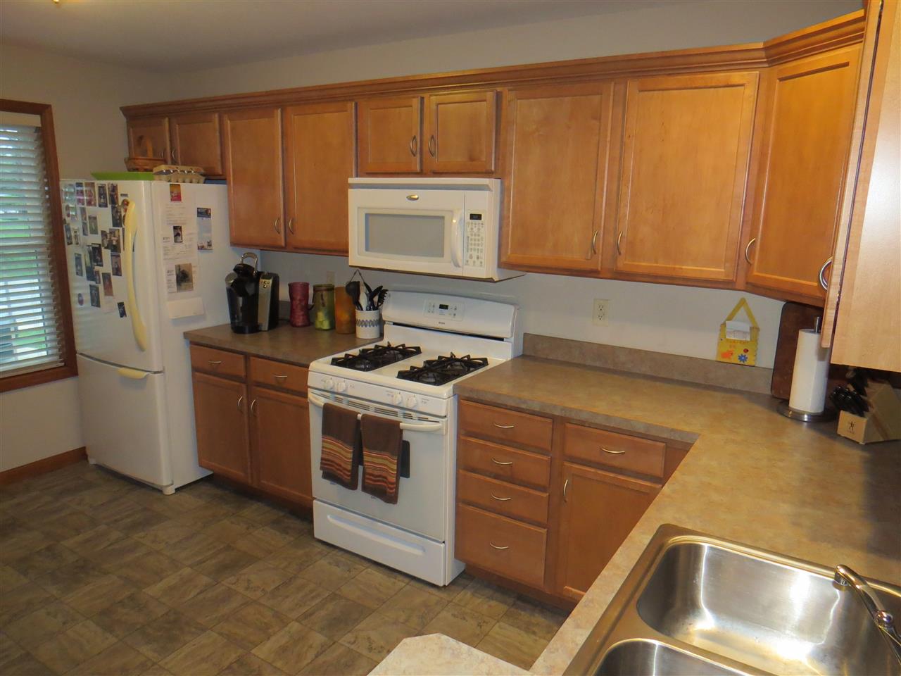148 Tulip Blvd, Goshen, IN 46526 photo 3
