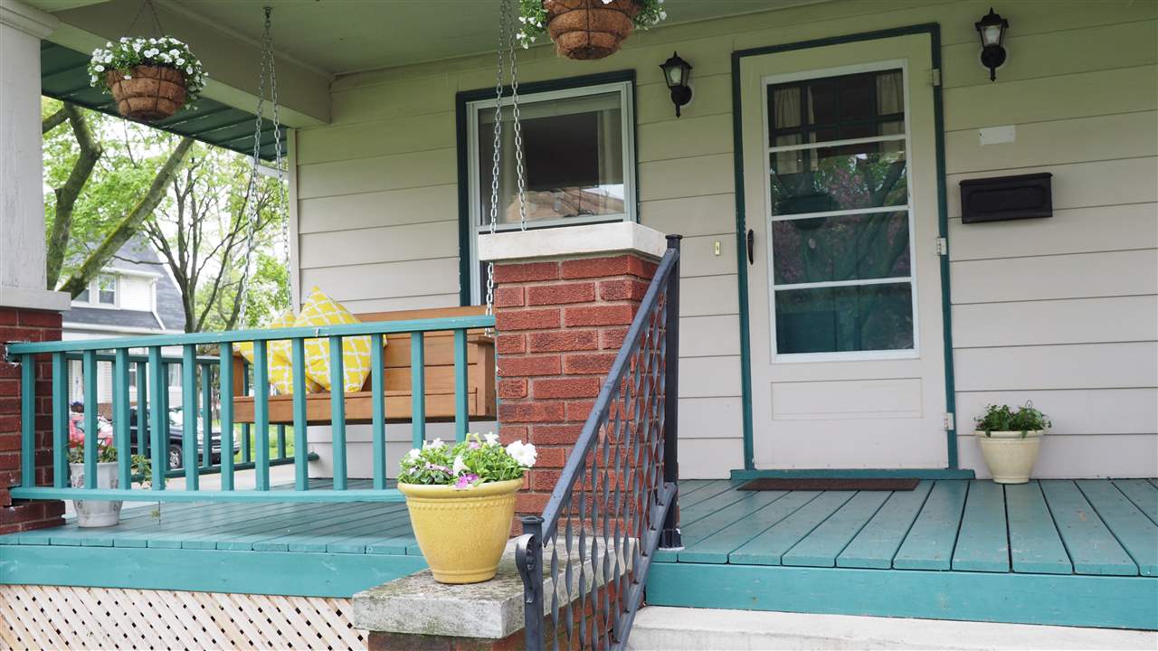 360 S Cornell Cir, Fort Wayne, IN 46807 photo 2