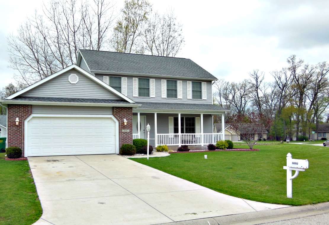 58063 Lyndzi Ln, Elkhart, IN 46517 photo 2