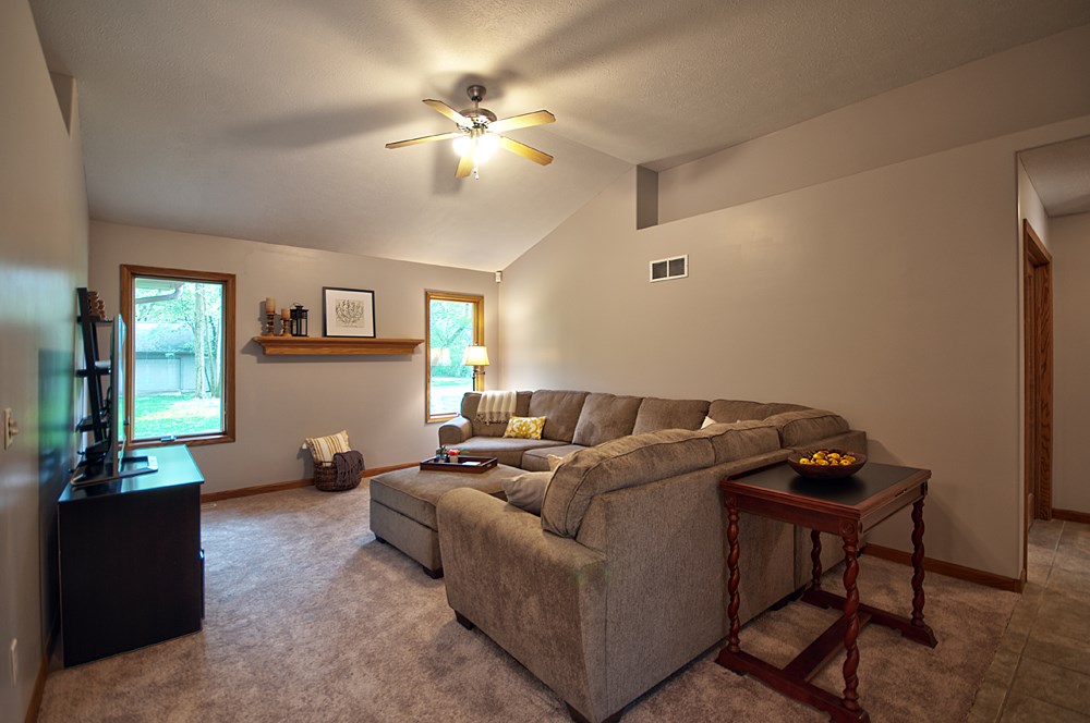 51950 Hazel Rd, Granger, IN 46530 photo 3