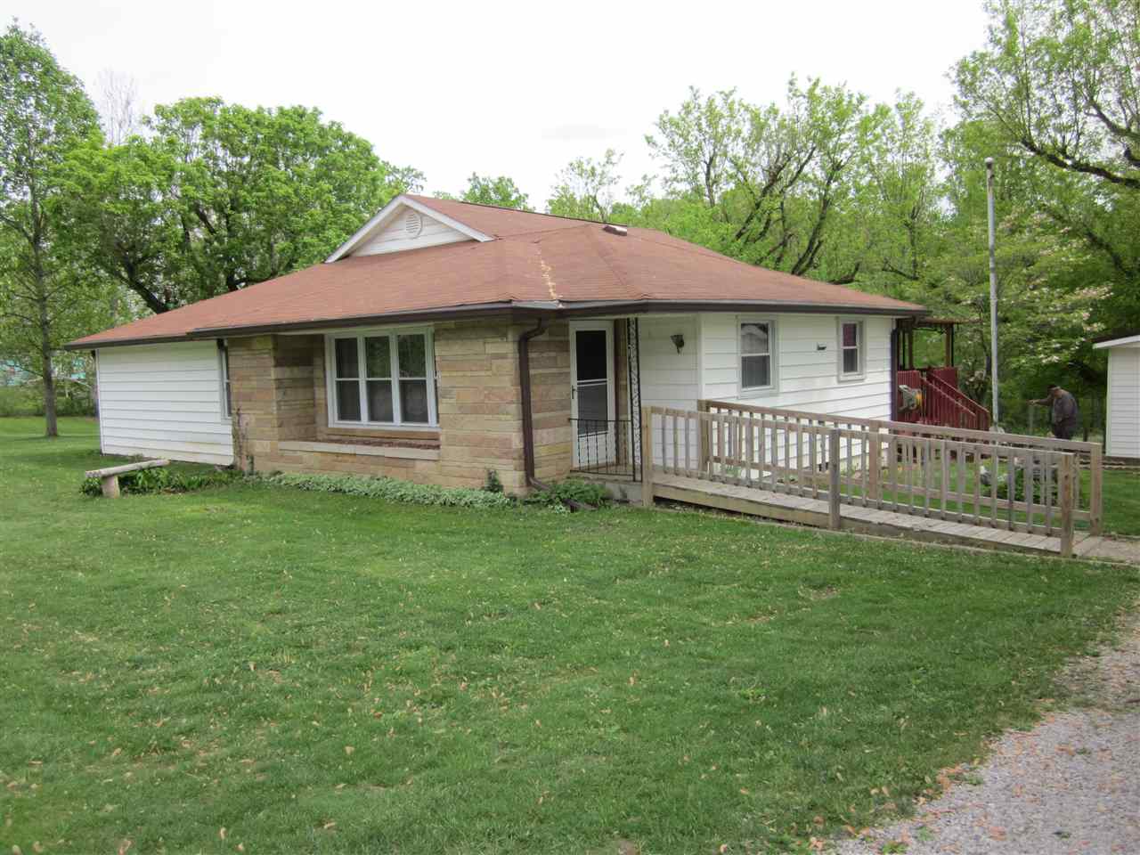 1458 Freeman Rd, Spencer, IN 47460 photo 1