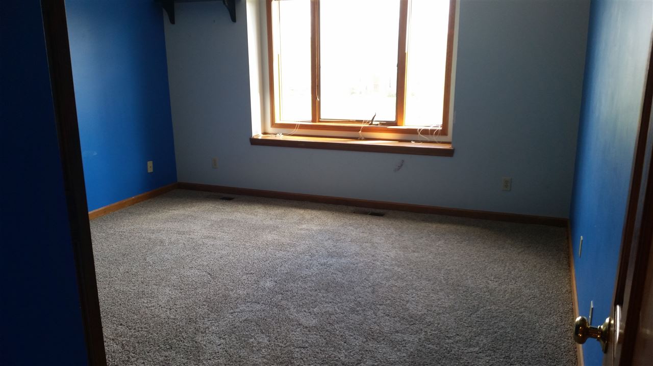 409 Steeplechase Dr, Auburn, IN 46706 photo 21