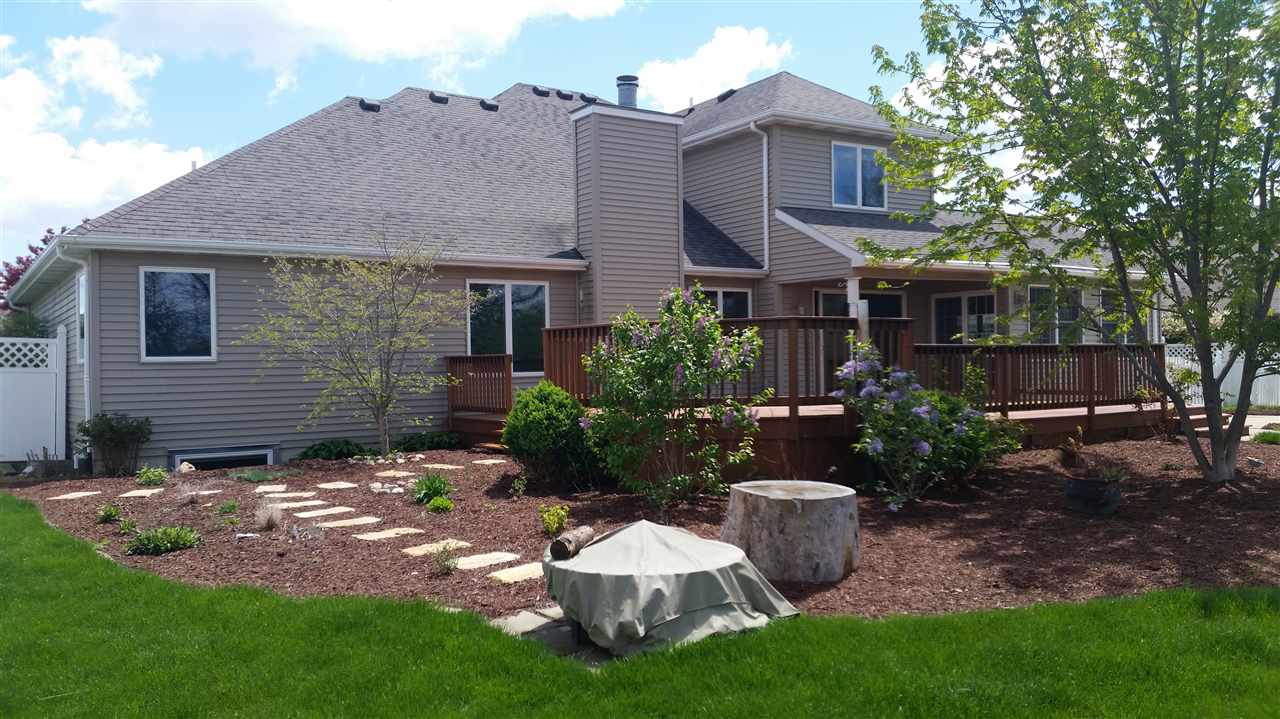 409 Steeplechase Dr, Auburn, IN 46706 photo 2