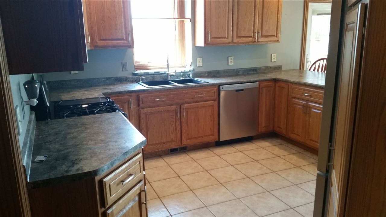 409 Steeplechase Dr, Auburn, IN 46706 photo 9