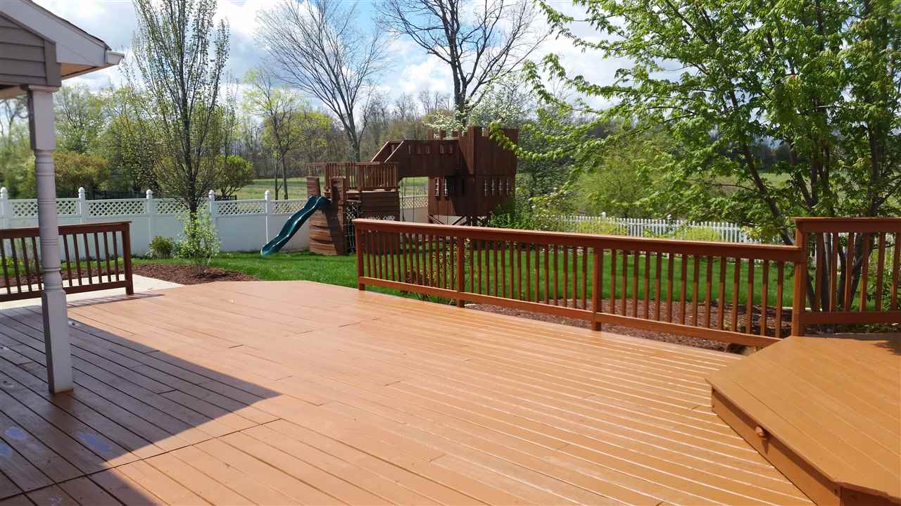 409 Steeplechase Dr, Auburn, IN 46706 photo 7