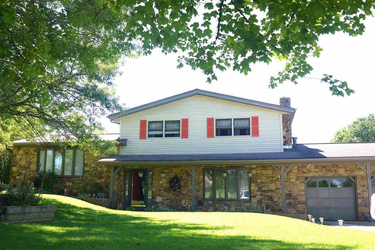 4251 N Thomas Rd, Bloomington, IN 47404 photo 1