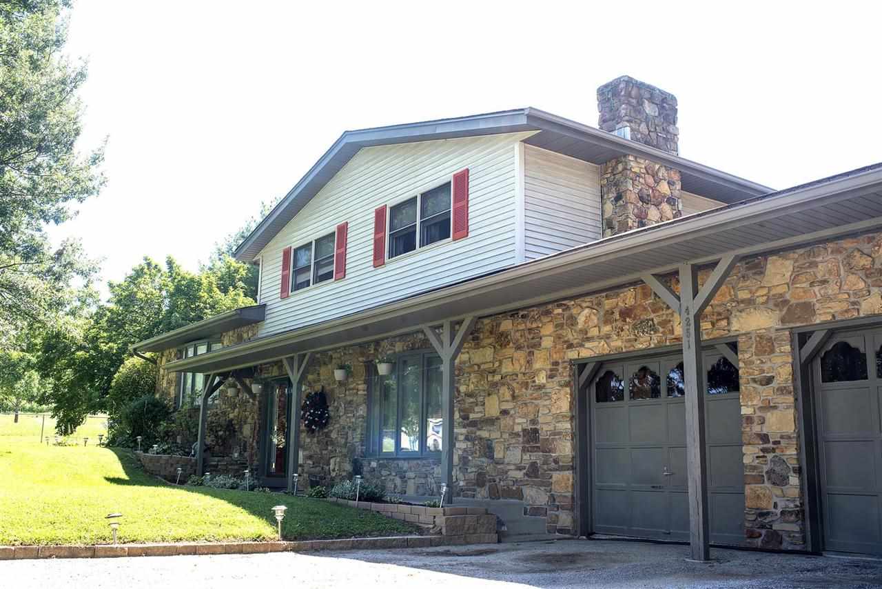 4251 N Thomas Rd, Bloomington, IN 47404 photo 2