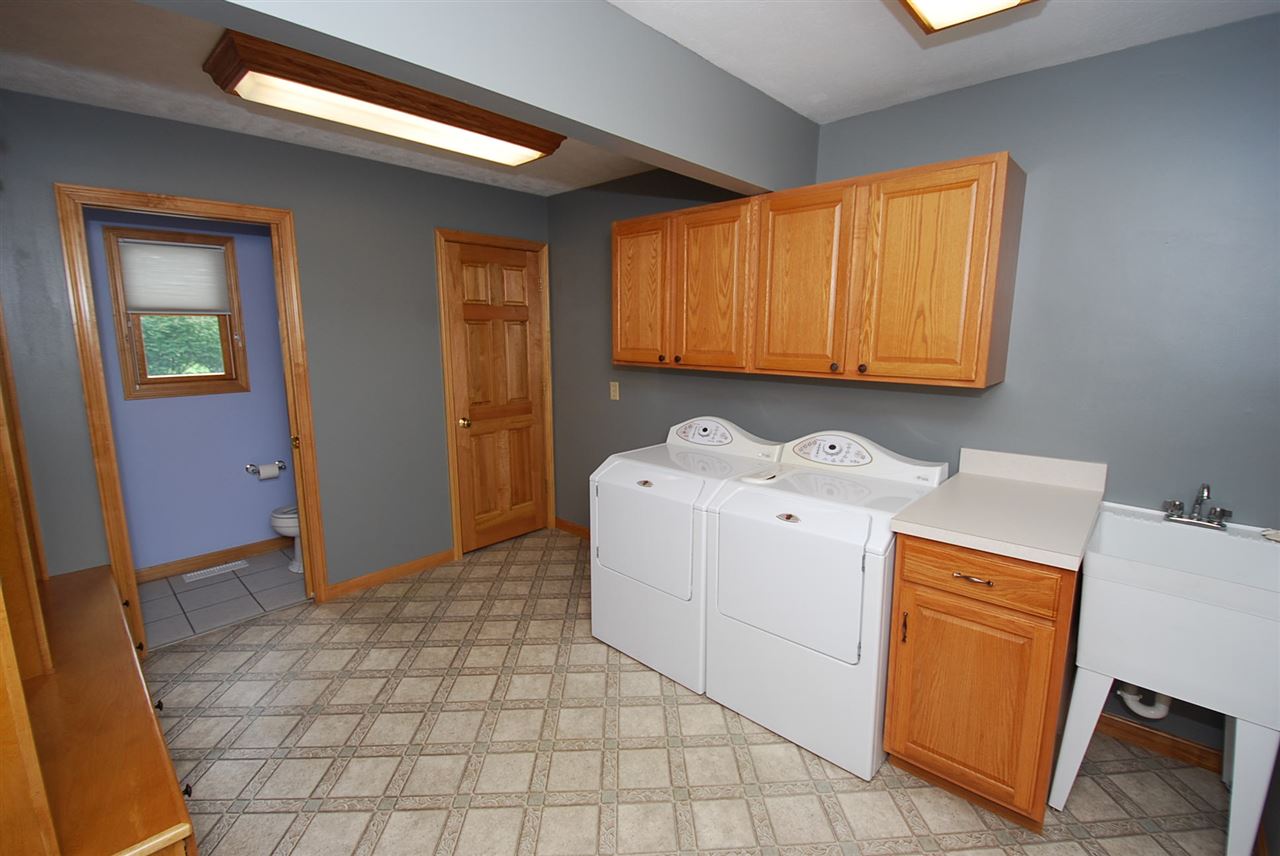 32 Daffodil Ct, Jasper, IN 47546 photo 12