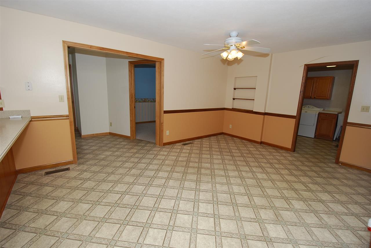 32 Daffodil Ct, Jasper, IN 47546 photo 3