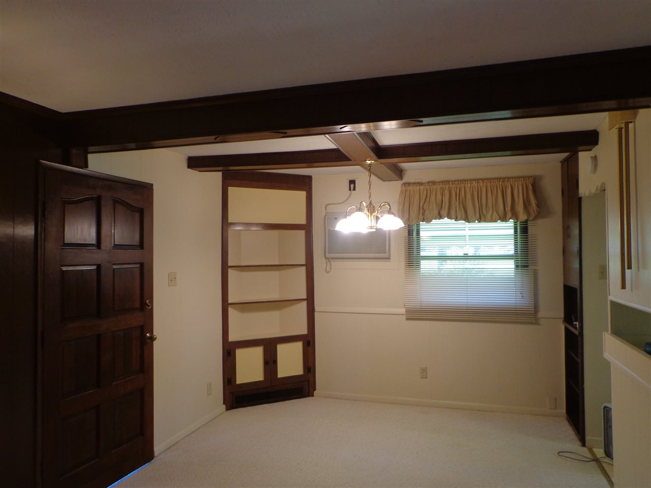 8318 Covington Rd, Fort Wayne, IN 46804 photo 5