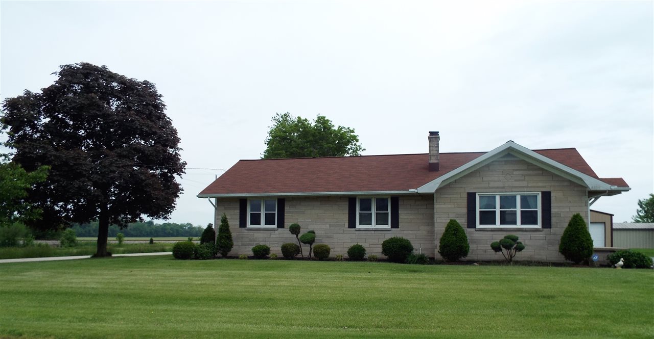 6335 E Baseline Rd, Evansville, IN 47725 photo 2