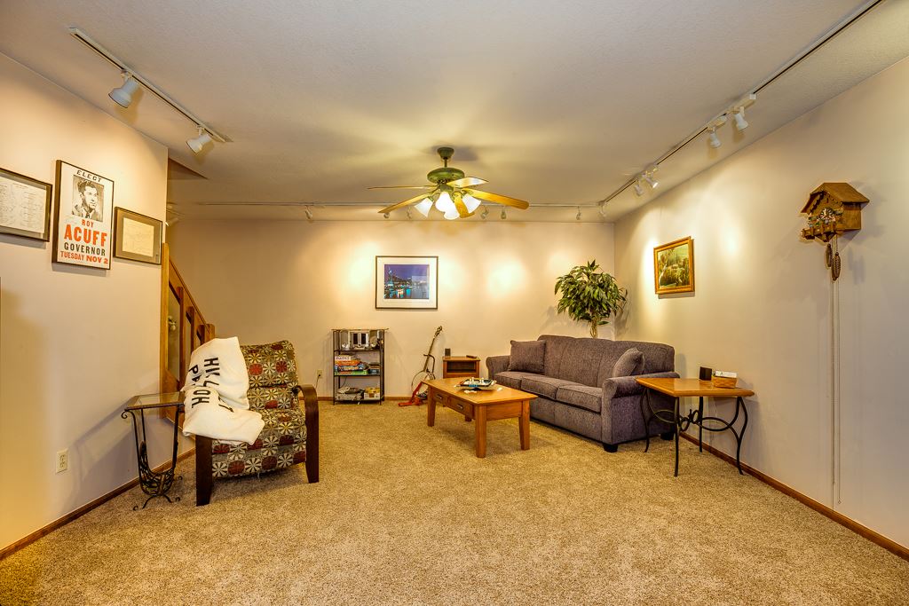 7884 E Gantony Dr, Fort Wayne, IN 46818 photo 29