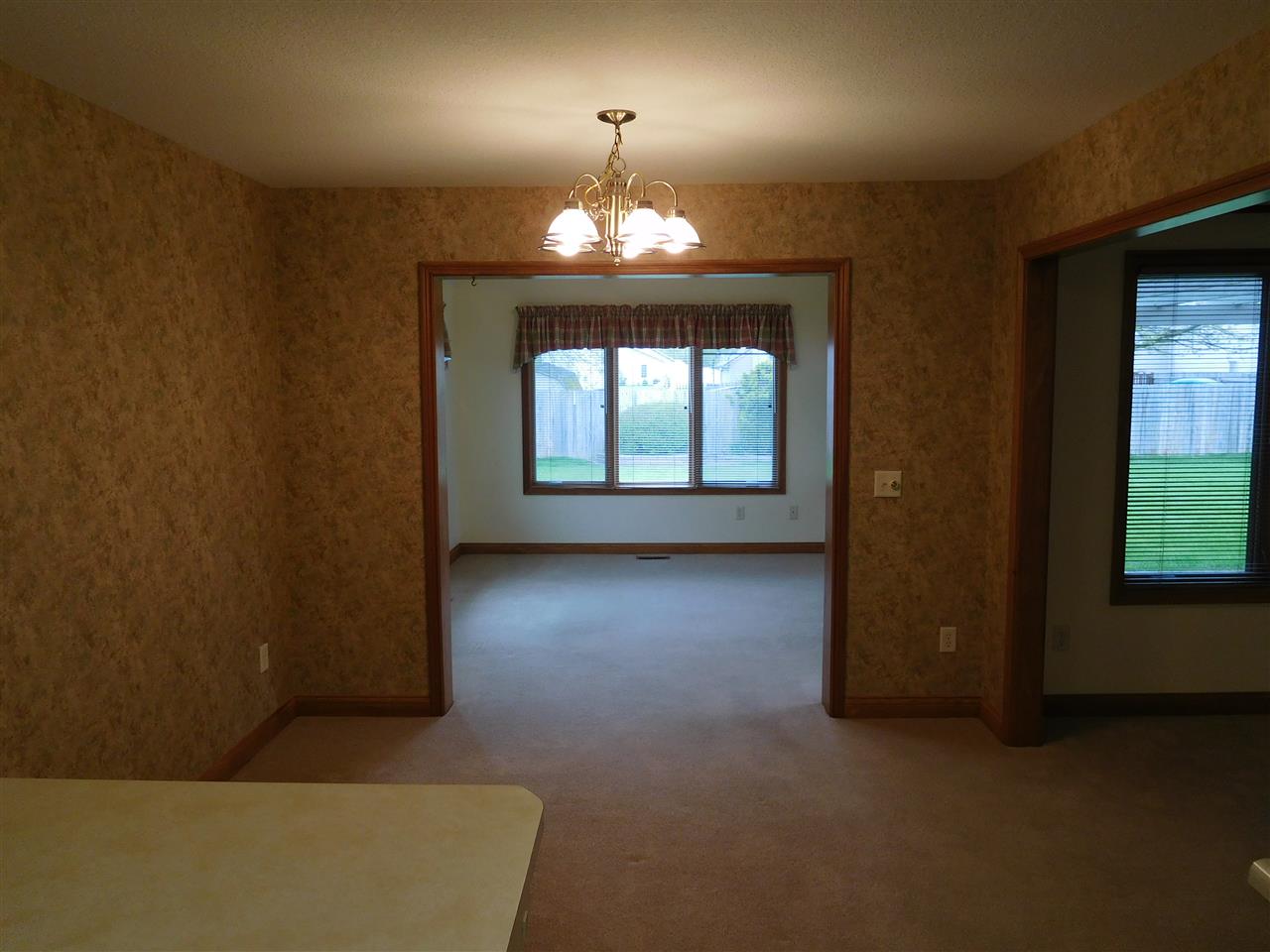 1510 Waynedale Dr, Garrett, IN 46738 photo 7