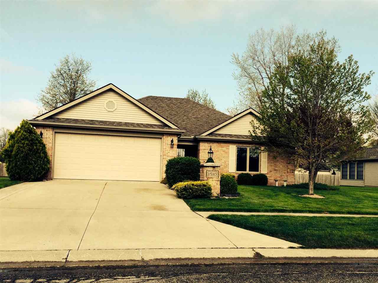 1510 Waynedale Dr, Garrett, IN 46738 photo 1