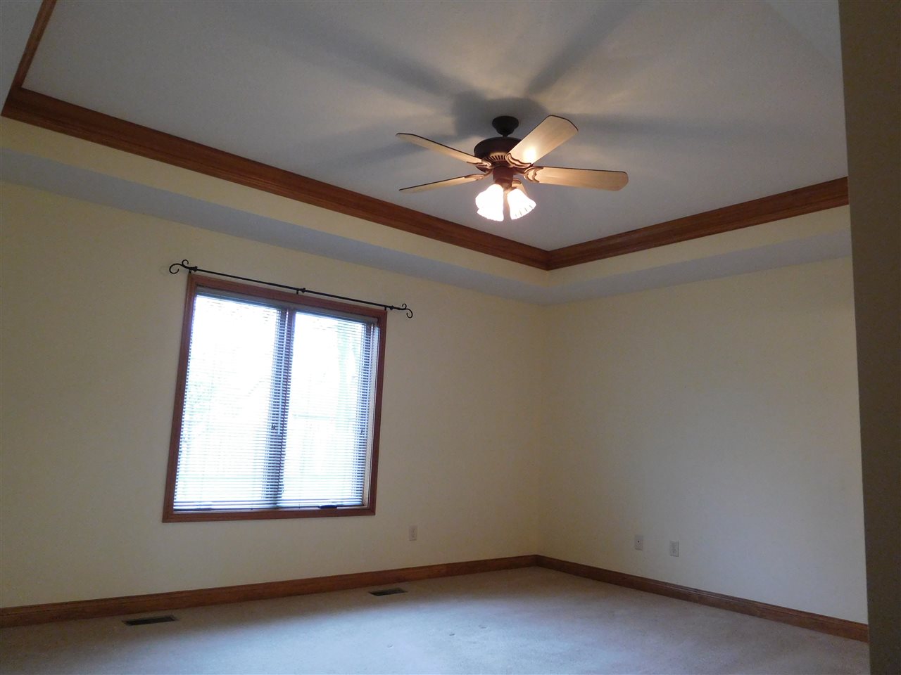 1510 Waynedale Dr, Garrett, IN 46738 photo 10