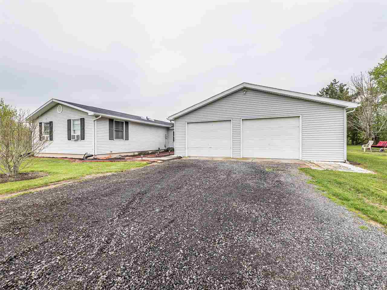6091 County Road 36, Butler, IN 46721 photo 6