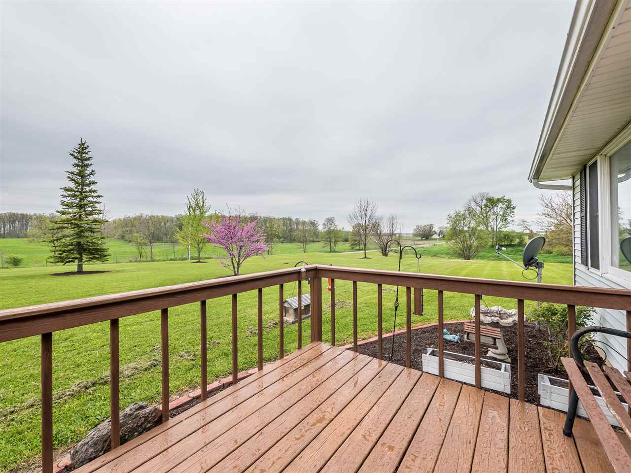 6091 County Road 36, Butler, IN 46721 photo 9