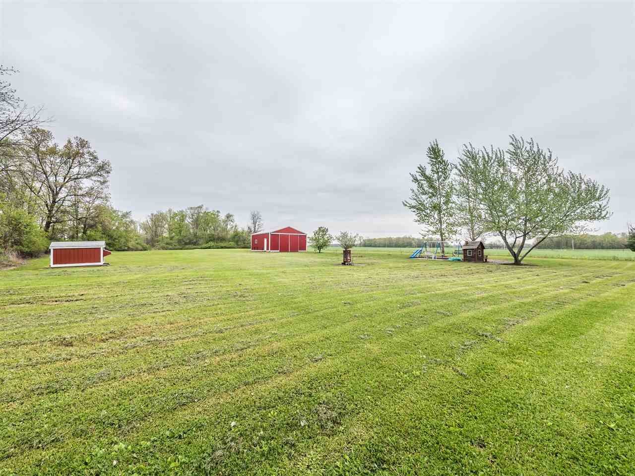 6091 County Road 36, Butler, IN 46721 photo 13