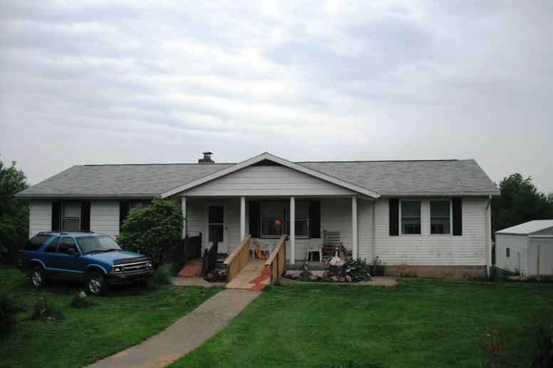 2402 E Schacht Rd, Bloomington, IN 47401 photo 1