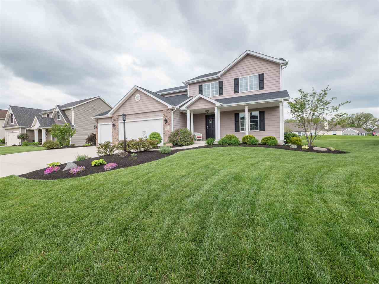 7215 Allenbrook Blvd, Fort Wayne, IN 46835 photo 2