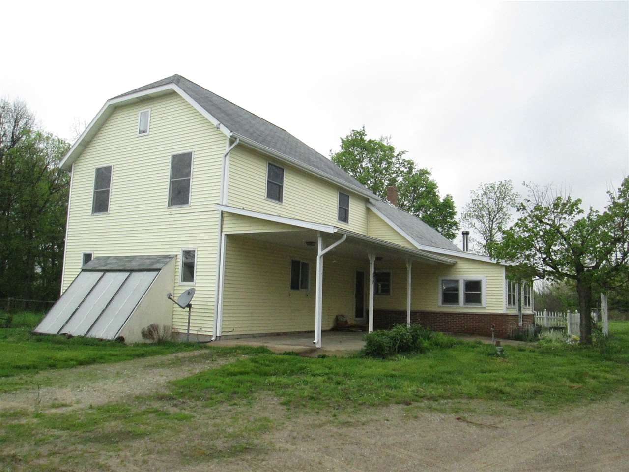 18647 10b Rd, Plymouth, IN 46563 photo 2