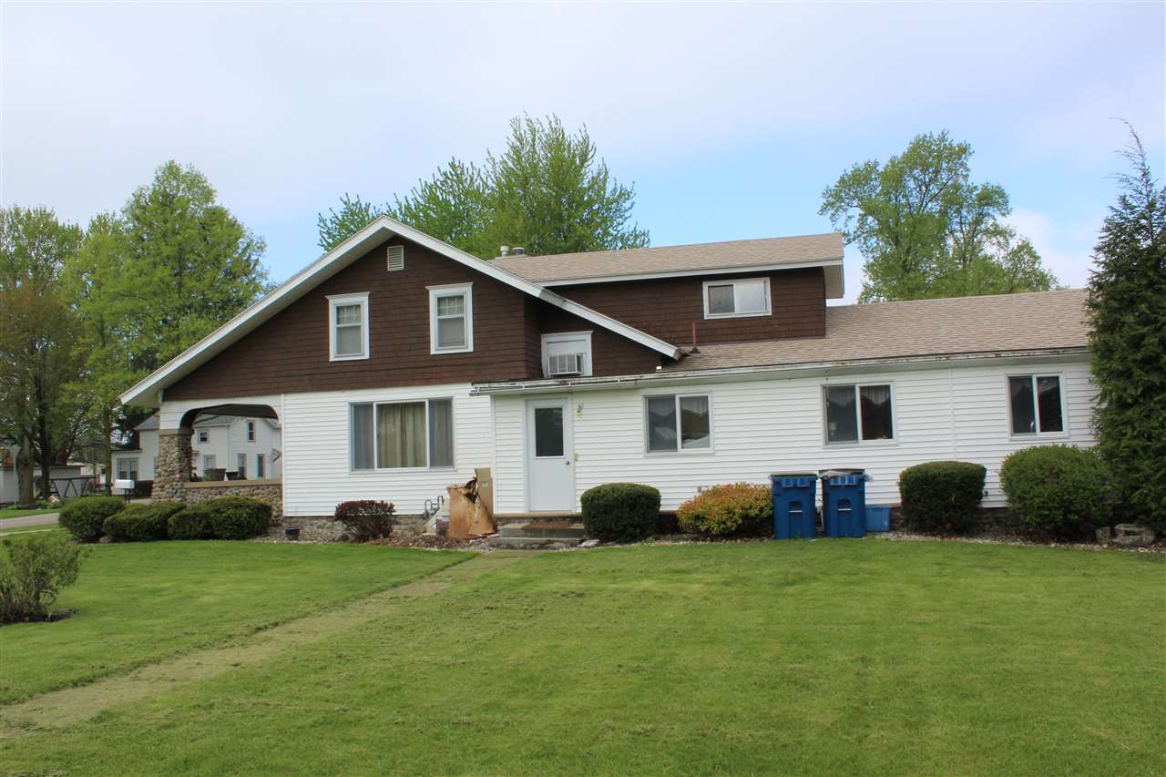 201 E Sunset Dr, Bourbon, IN 46504 photo 8