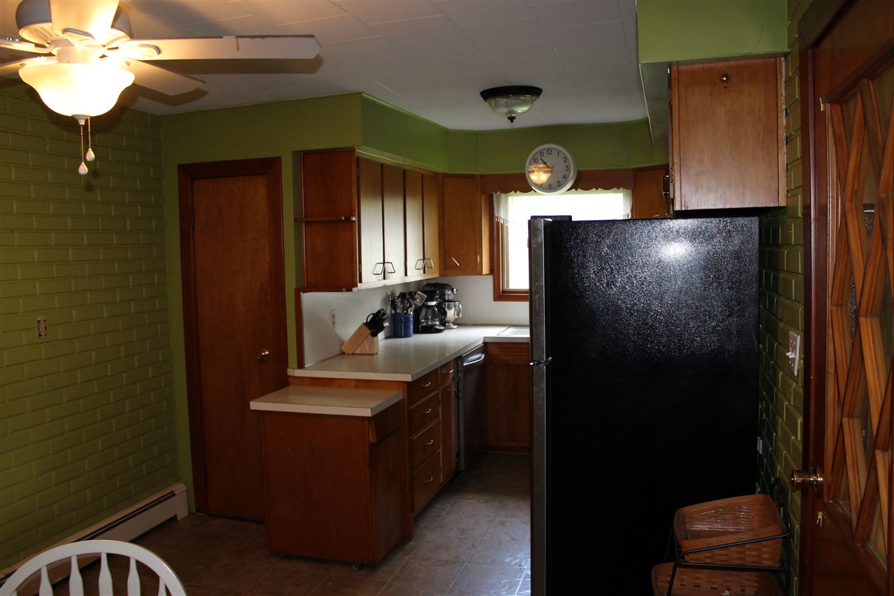 201 E Sunset Dr, Bourbon, IN 46504 photo 14