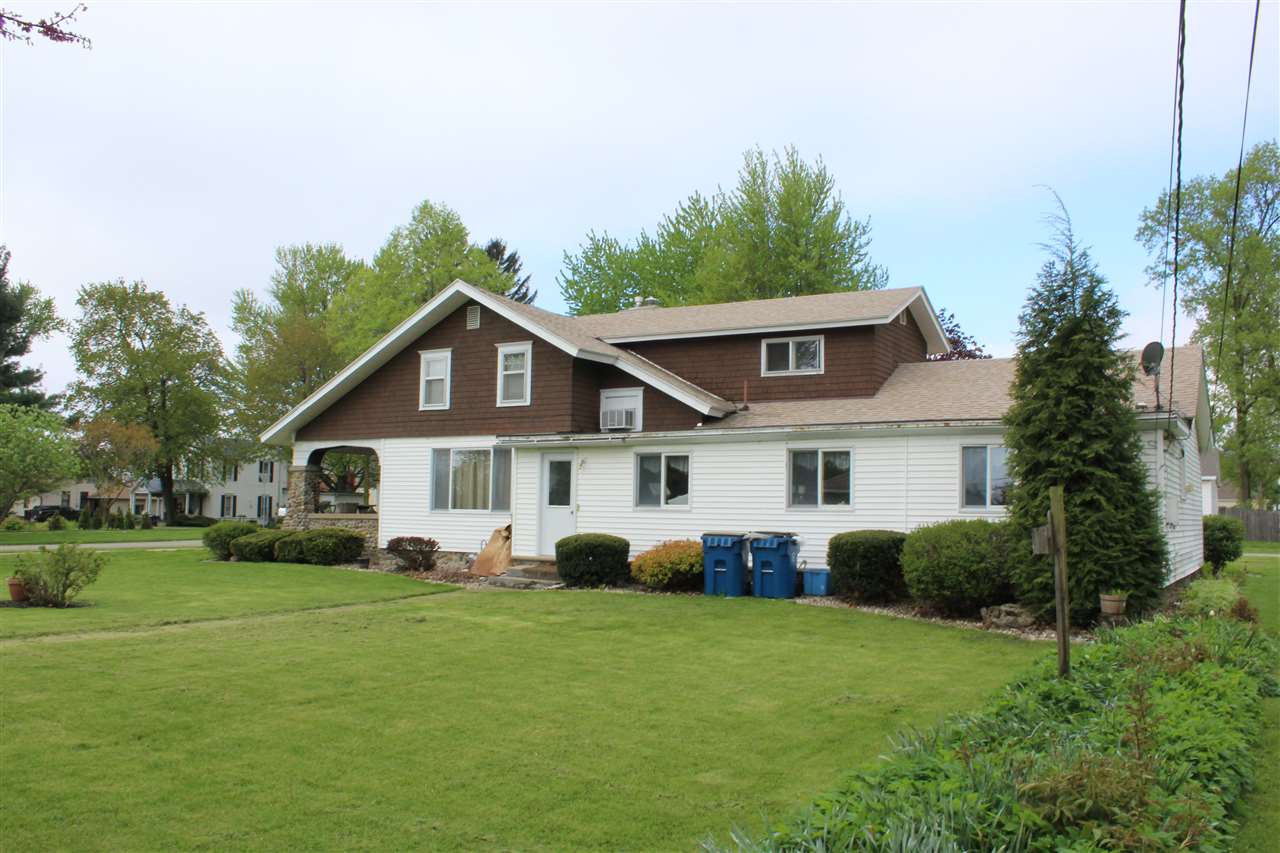 201 E Sunset Dr, Bourbon, IN 46504 photo 7