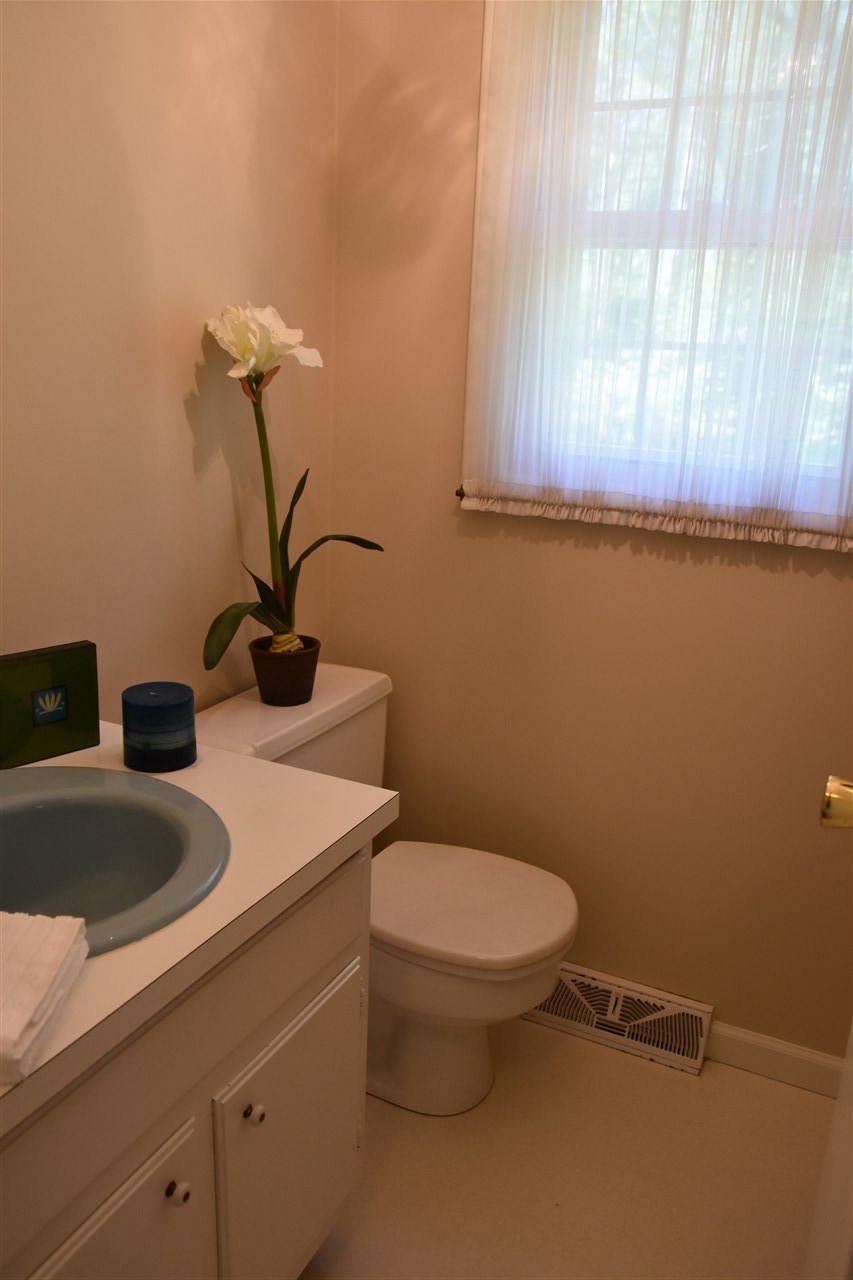 2303 E Wimbleton Ln, Bloomington, IN 47401 photo 14