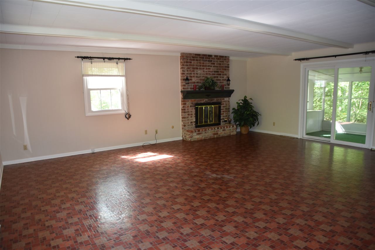 2303 E Wimbleton Ln, Bloomington, IN 47401 photo 5