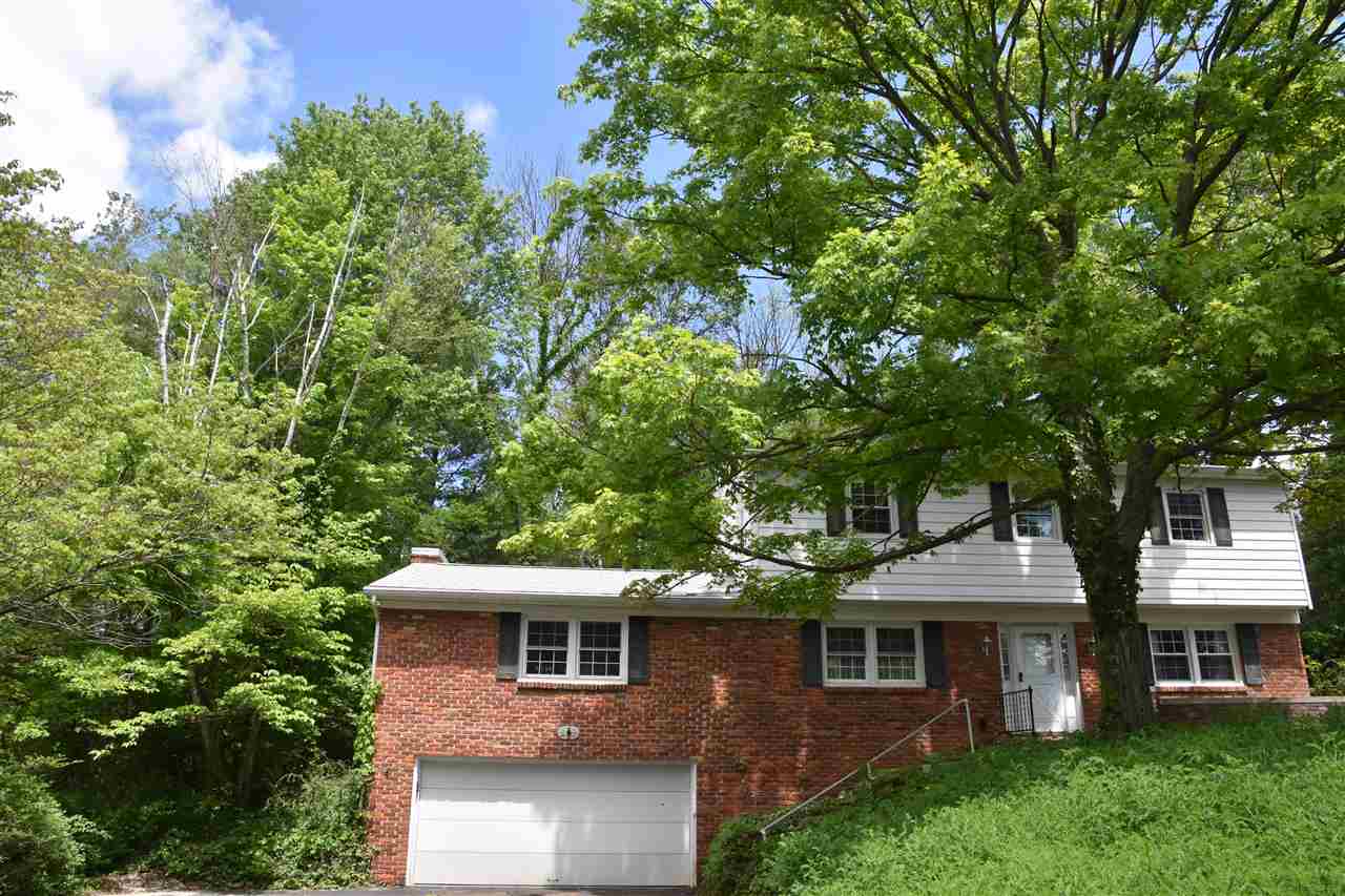 2303 E Wimbleton Ln, Bloomington, IN 47401 photo 1