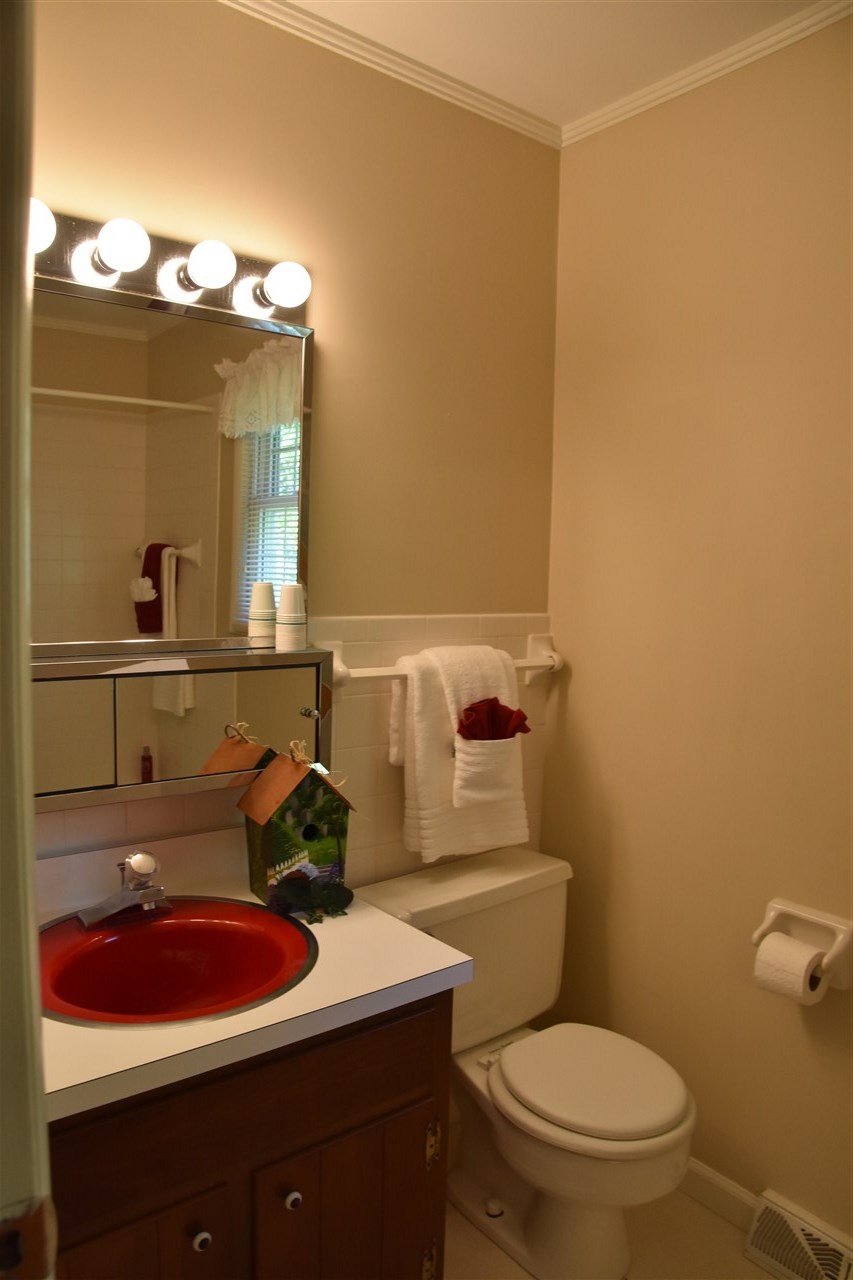 2303 E Wimbleton Ln, Bloomington, IN 47401 photo 12