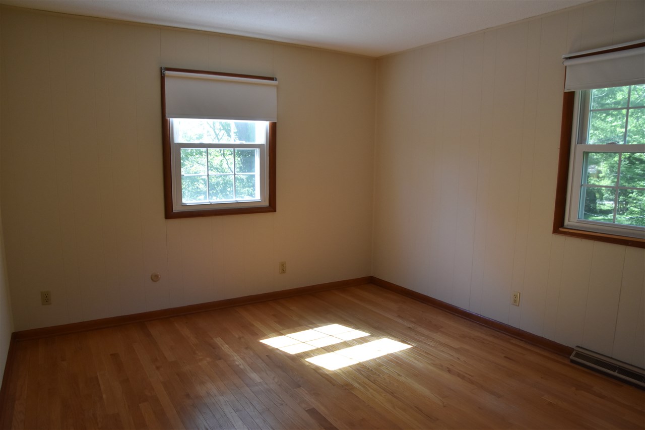 2303 E Wimbleton Ln, Bloomington, IN 47401 photo 9
