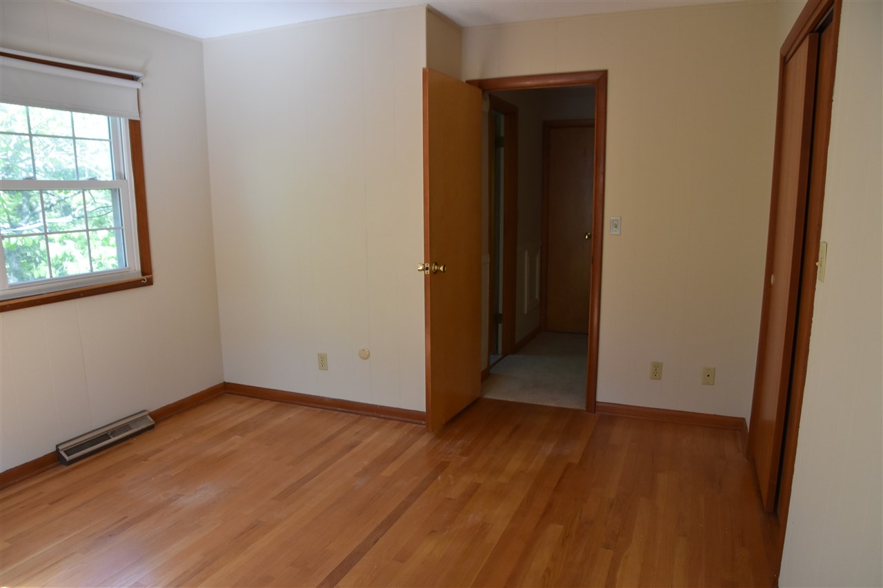 2303 E Wimbleton Ln, Bloomington, IN 47401 photo 11