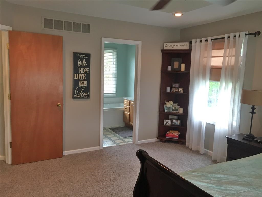 21042 Rivers Edge Dr, Goshen, IN 46528 photo 17