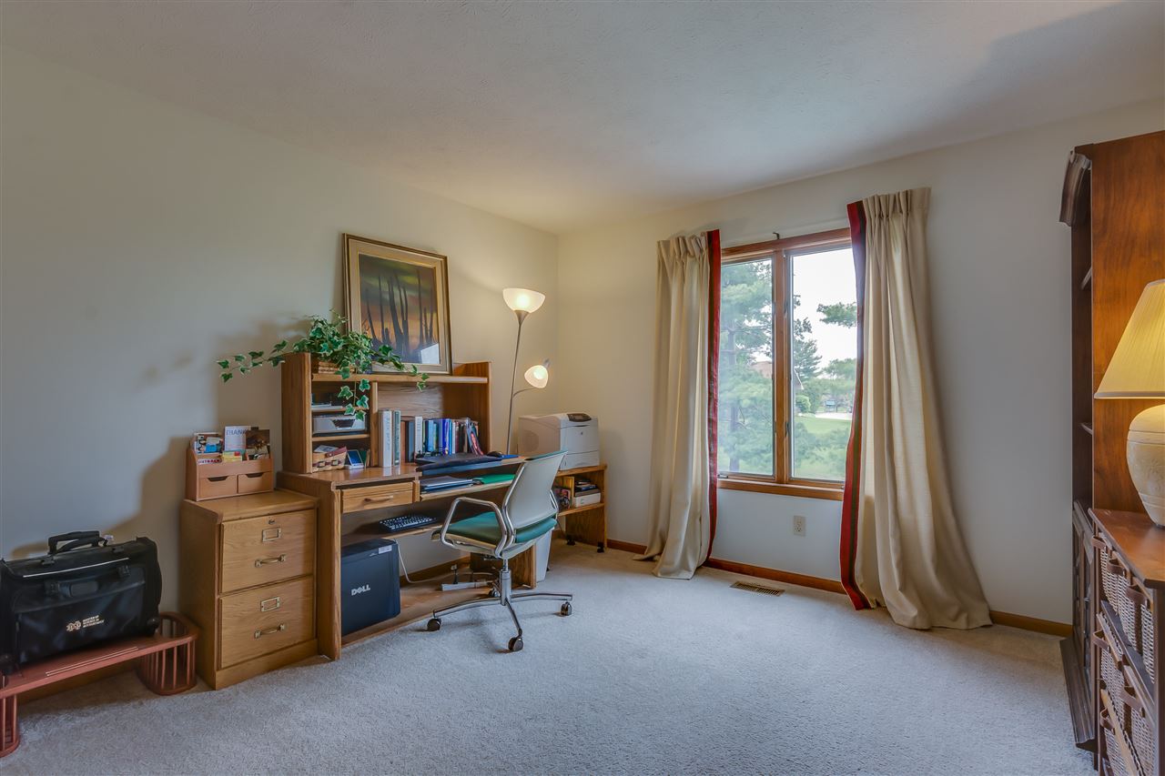 51960 Sand Pointe Ct, Granger, IN 46530 photo 21