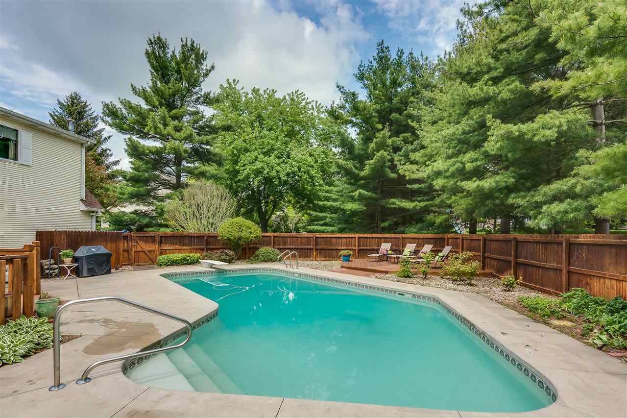 51960 Sand Pointe Ct, Granger, IN 46530 photo 8