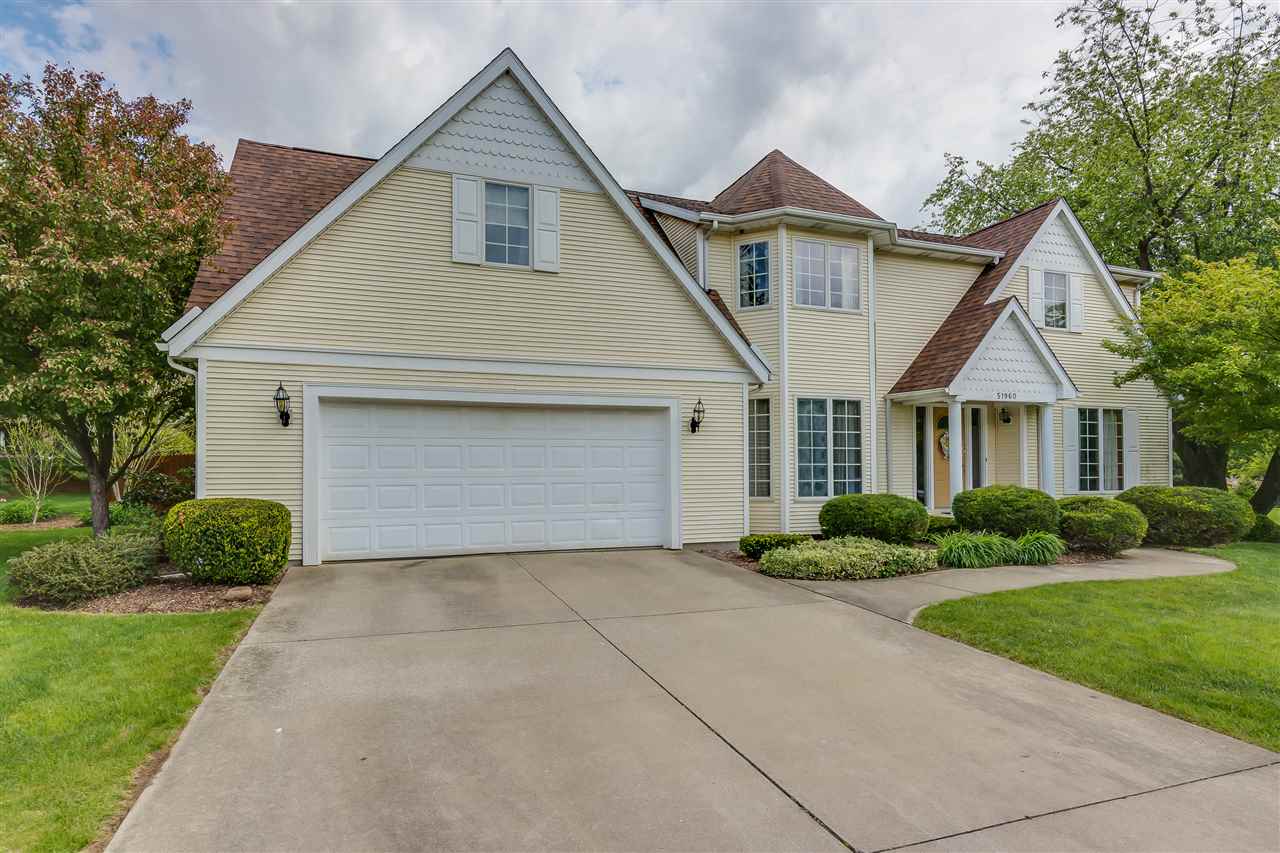51960 Sand Pointe Ct, Granger, IN 46530 photo 2