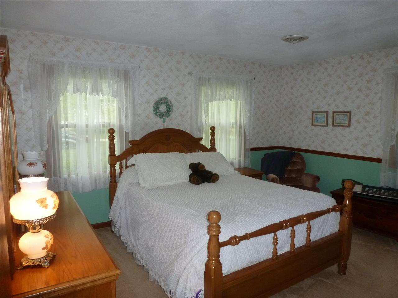 9547 E Marshall Dr, Galveston, IN 46932 photo 14