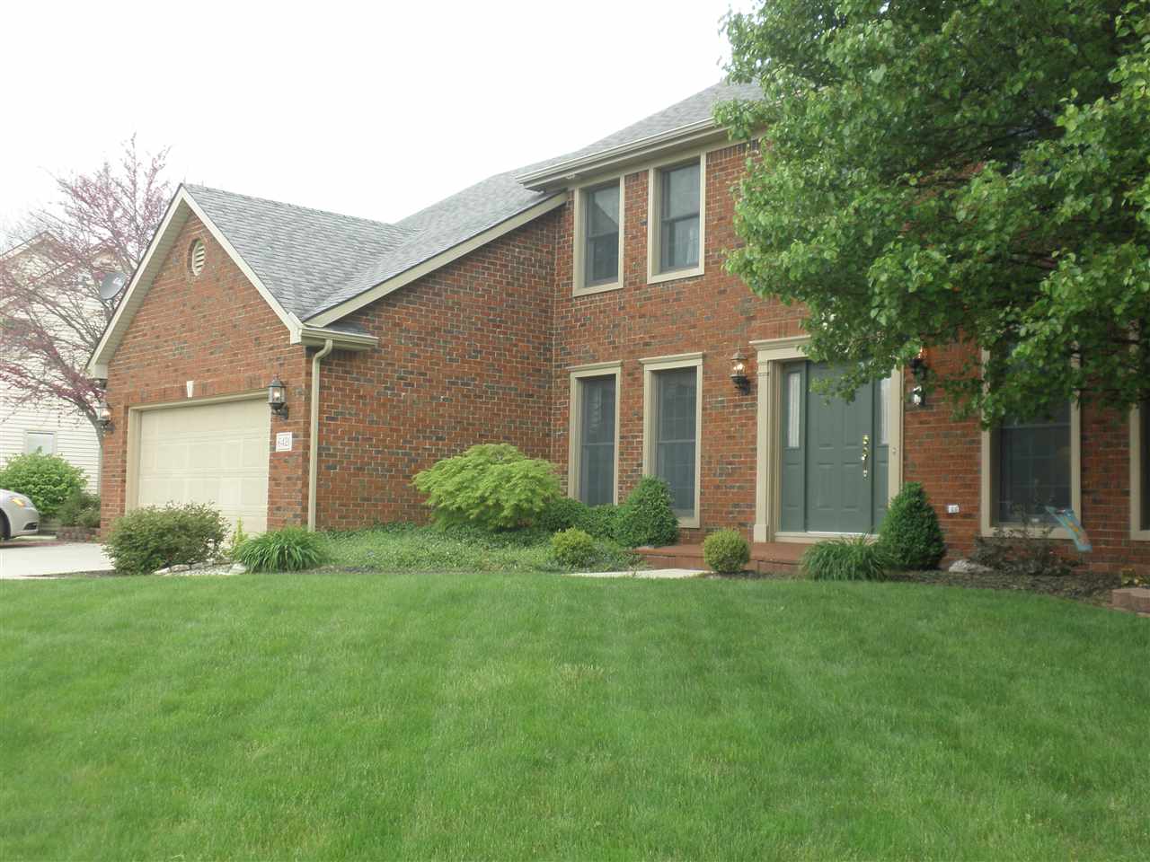 6421 Benham Dr, Fort Wayne, IN 46815 photo 2