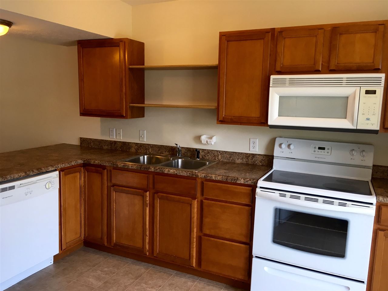 2467 S Woolery Mill Dr, Bloomington, IN 47403 photo 7