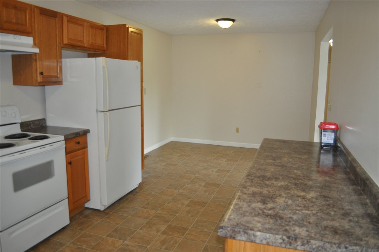 341 E 21st St, Ferdinand, IN 47532 photo 2