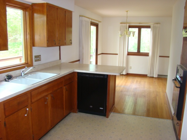 1909 E Windsor Dr, Bloomington, IN 47401 photo 4
